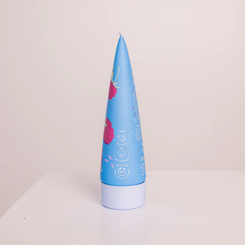 Zijaanzicht van Curl Bites - Mega Definition Strong Hold Gel 200ml met keurmerken voor vegan, cruelty-free en CG-geschikt haarstylingproduct.