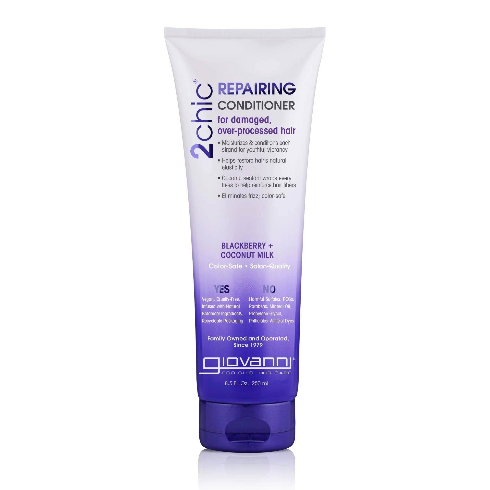 Giovanni Cosmetics Curl Defining Conditioner 250ml met braambes en kokosmelk voor beschadigd haar, hydrateert en versterkt krullen intensief.