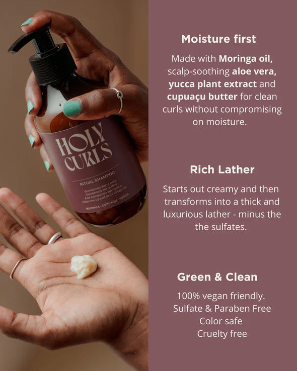 Close-up van Holy Curls Shampoo, 300 ml, met uitleg over ingrediënten zoals moringa en cupuaçu, vegan en sulfaatvrij.