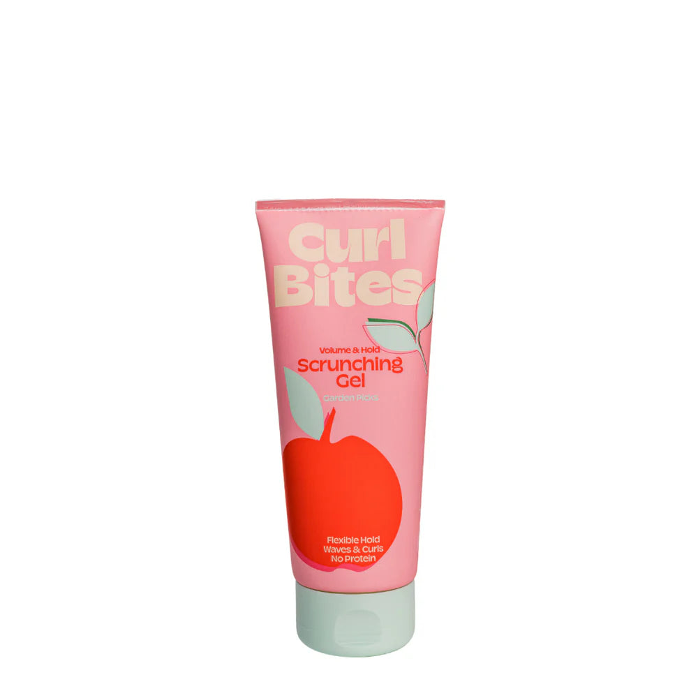 Curl Bites Volume & Hold Scrunching Gel 200ml in roze tube met rode appelillustratie, ideaal voor kruldefinitie zonder proteïne.