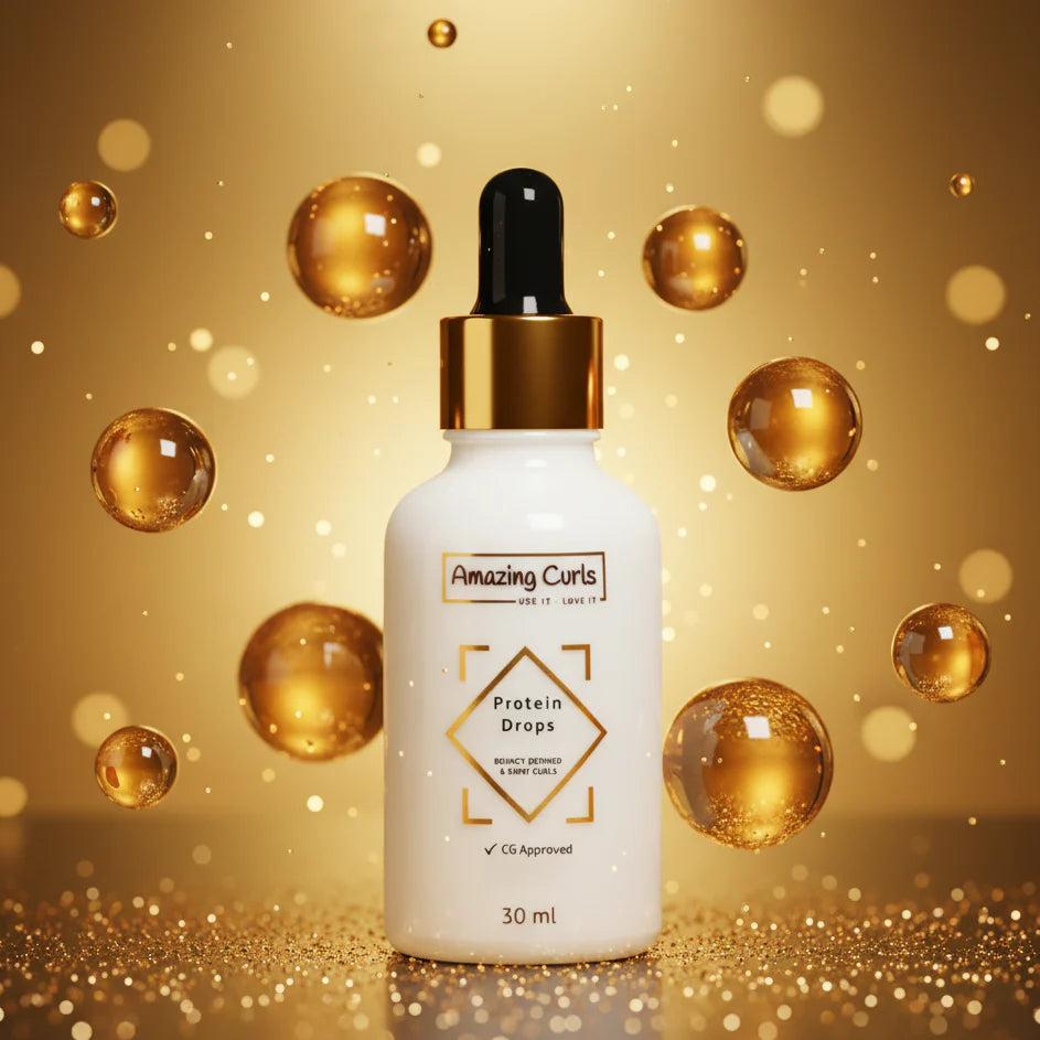 Curly Hair Protein, Proteine Druppels, 30 ml fles met gouden dop omringd door glanzende druppels, perfect voor glanzende en gedefinieerde krullen.