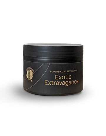CuraCurls Exotic Extravagance Curl Activator in zwarte luxe pot tegen transparante achtergrond